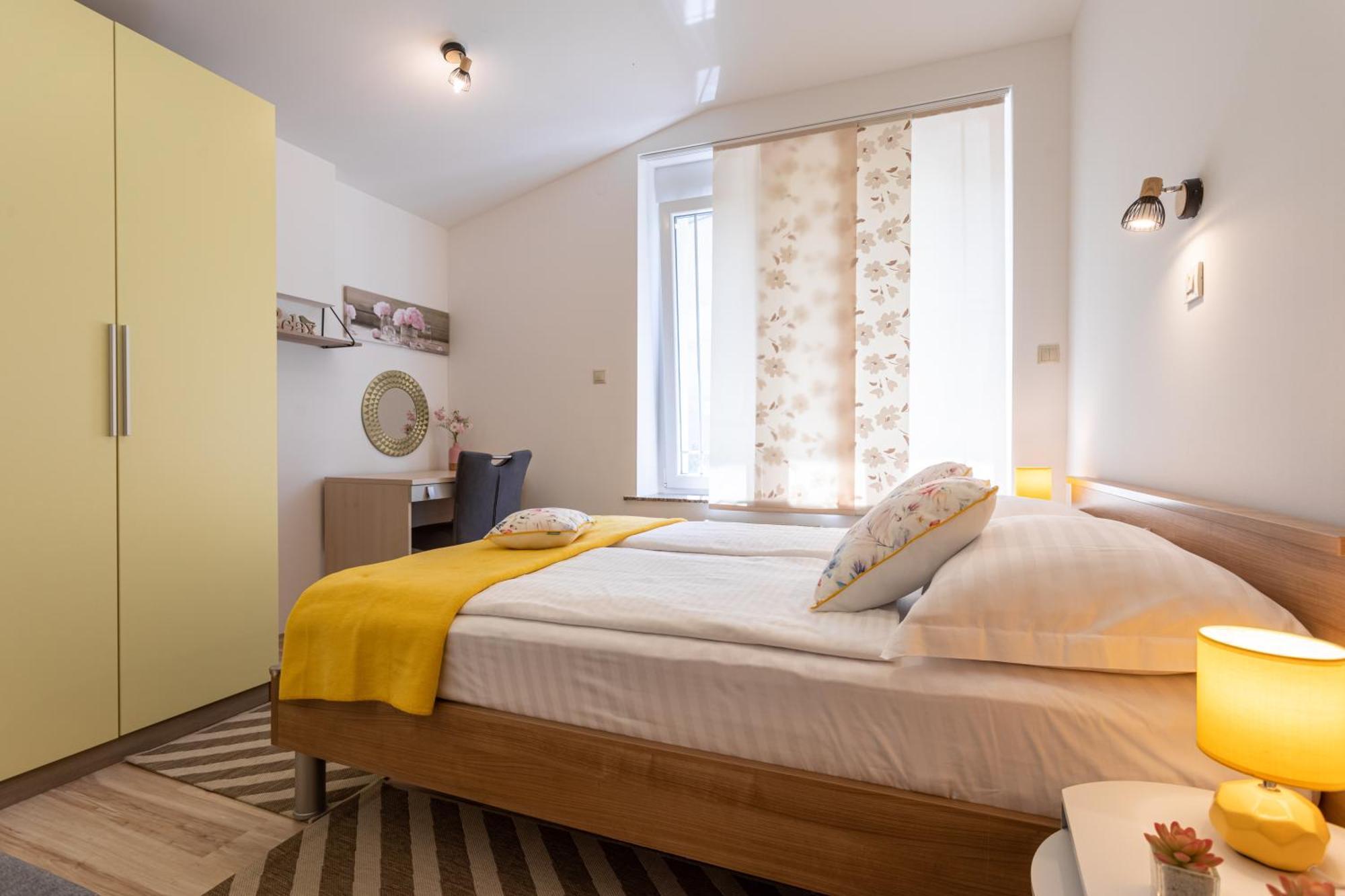 Apartment Marangunija Malinska Ngoại thất bức ảnh