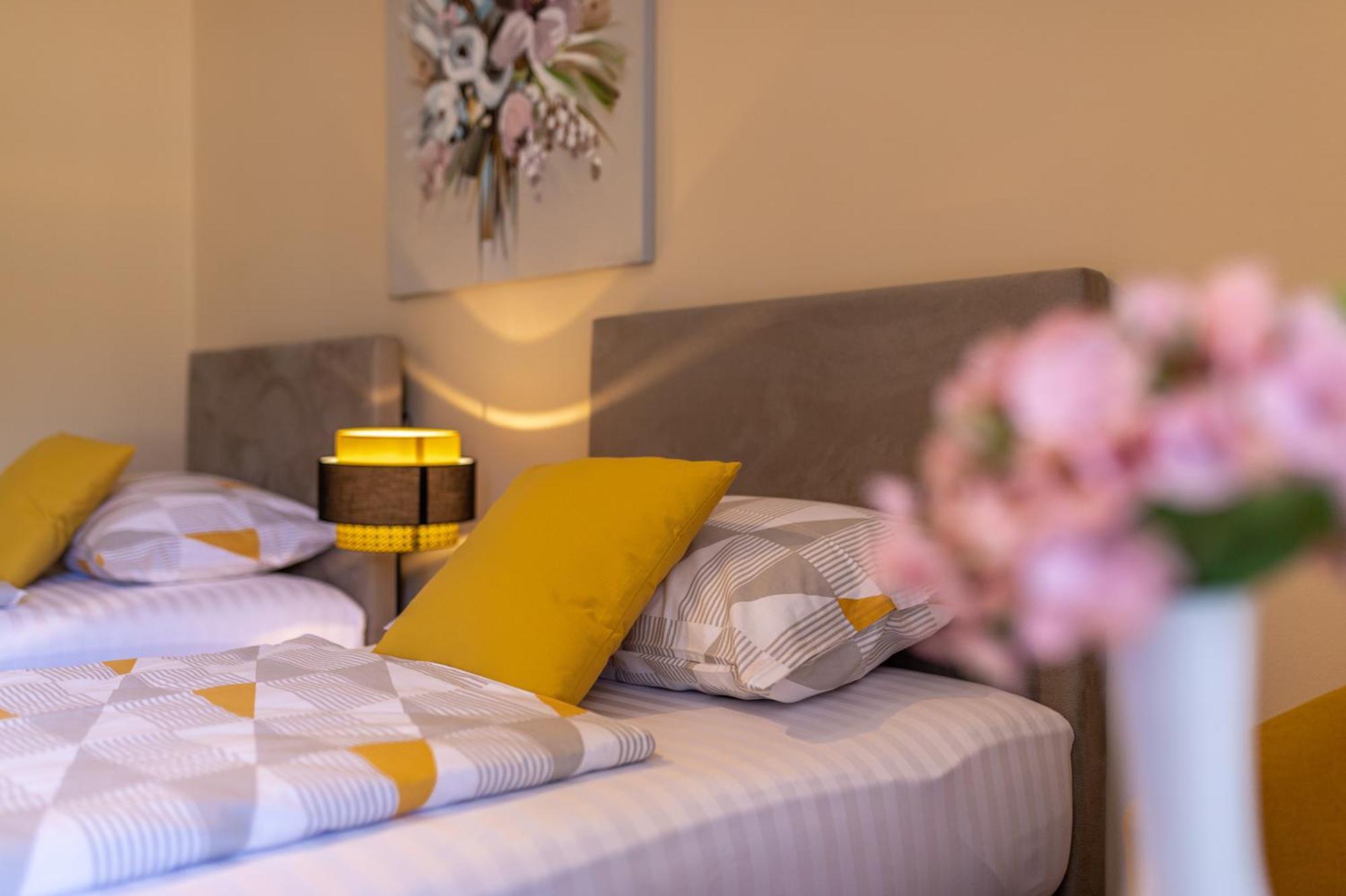Apartment Marangunija Malinska Ngoại thất bức ảnh
